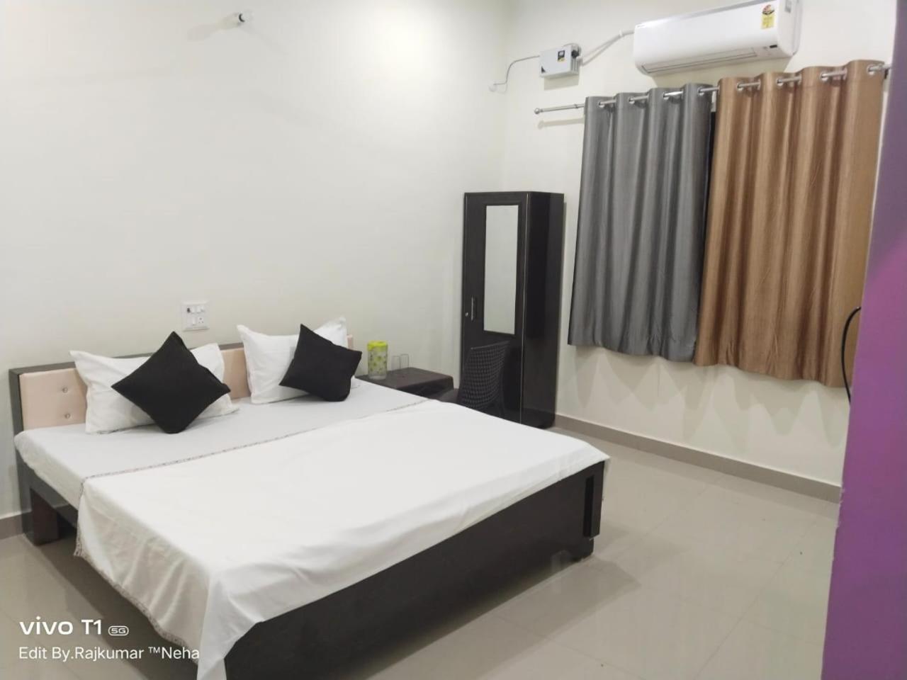 Hotel Jaanvi Orchha Eksteriør bilde